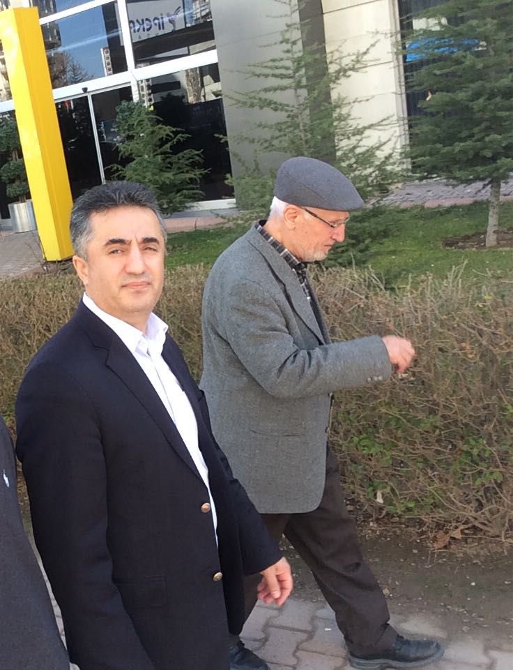 BasriDogan68's tweet photo. Babam Arif Doğan bugün doğduğu köy Bulhasan’da (Gemerek, Sivas) defnedildi. 11 yıldır yollar kapalı olduğu için yanına gidemedik, elini öpemedik ve vedalaşamadık. Kırık bir kalple uzaktan dua ediyoruz. Rabbim ona rahmet etsin, mekânını cennet eylesin. 🤲 https://t.co/HByCXOnfcy