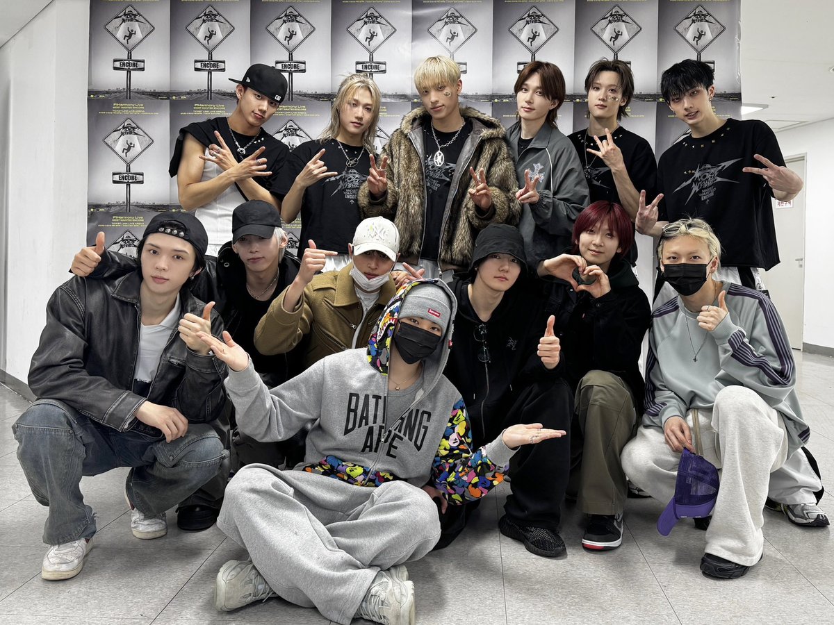 _AMPERSANDONE_'s tweet photo. FNC Family in P1Harmony MOST WANTED ENCORE IN SEOUL✨
@P1H_official 

#앰퍼샌드원 #AMPERSANDONE https://t.co/bsUsm8M2ST