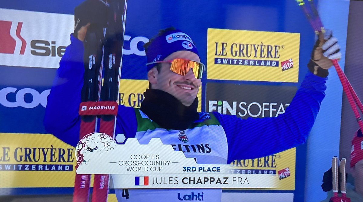 Simon Dos Santos tweet media