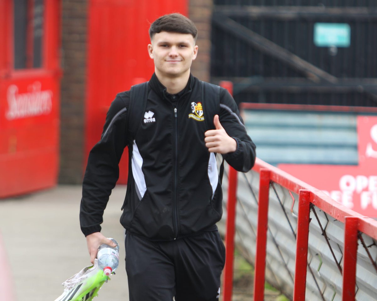 BridTownAFC's tweet photo. Clocked in 

#UpTheSeasiders https://t.co/54quYyC5gn