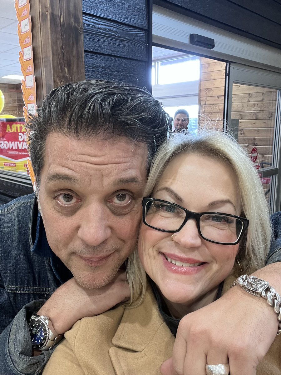 cdtellier's tweet image. You never know who you might meet on a business trip.

Lesson learned: say hello, start the conversation, and talk to people. You never know where it might lead. #Business101 #Connections #Conversations #BringBackHumanity