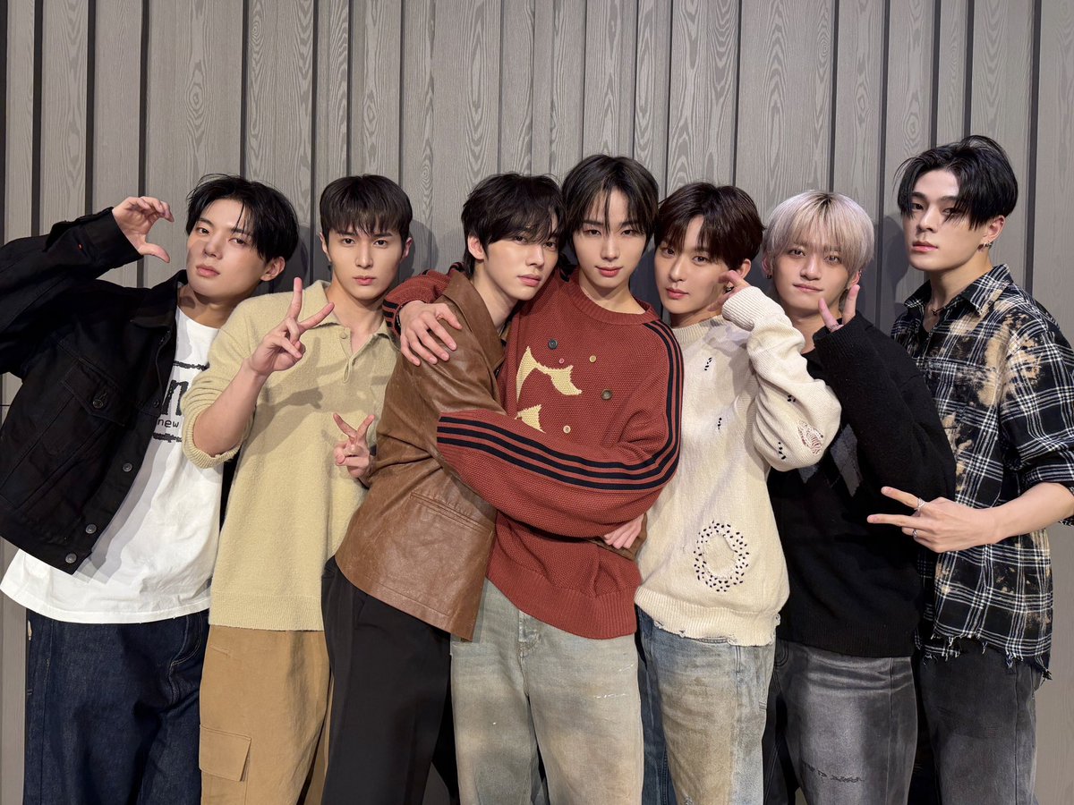 딸기탐정…🍓 tweet media