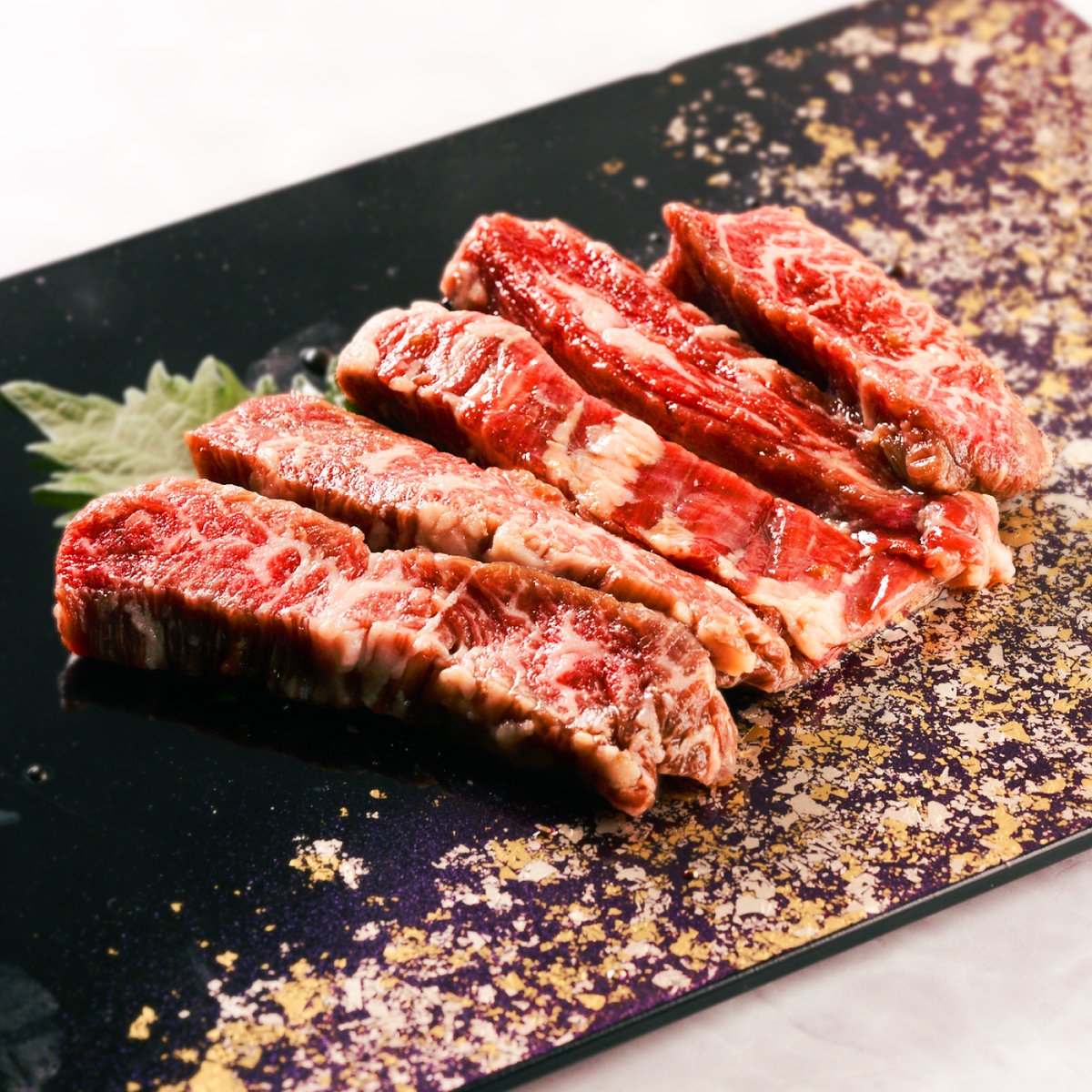 yurin_goi's tweet photo. 🥩【70％OFF】牛タン・ハラミが500円🥩

3月も【4周年記念　超お得フェア】を以下の通り開催！

3月9・19・29・30・31日　の5日間、

・牛ハラミ（通常1,320円）
・薄切り牛タン（通常1,400円）
　　　↓
各500円‼😻
※売切次第終了

是非皆様ご来店ください✨
よろしくお願いいたします🙇 https://t.co/QTwnvzgbTC