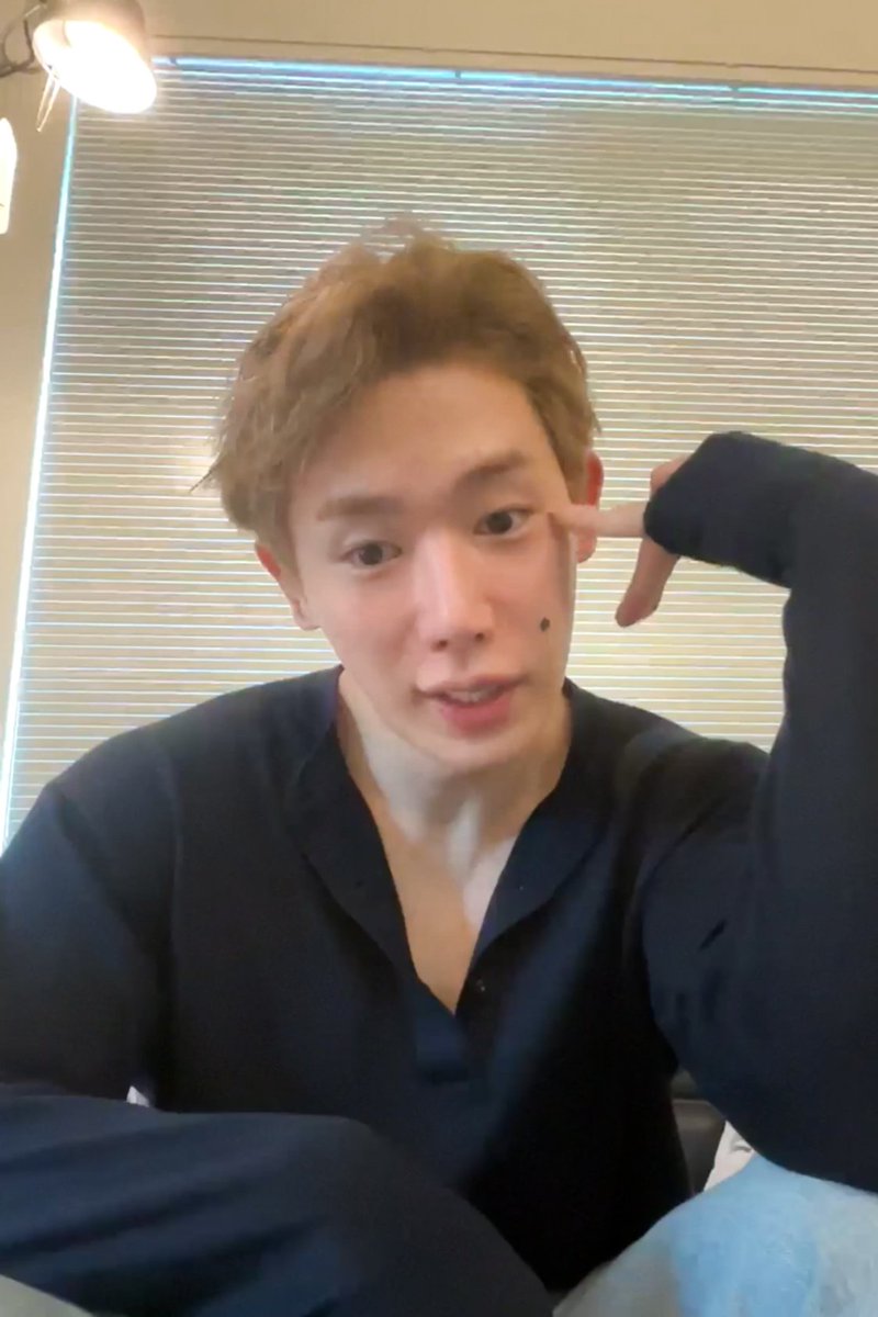 habibuwh's tweet photo. 원호가 웃으면 나도 사르르 ☁️ https://t.co/wwolacYz2A