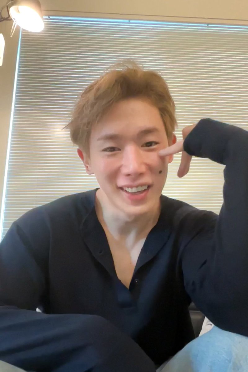 habibuwh's tweet photo. 원호가 웃으면 나도 사르르 ☁️ https://t.co/wwolacYz2A
