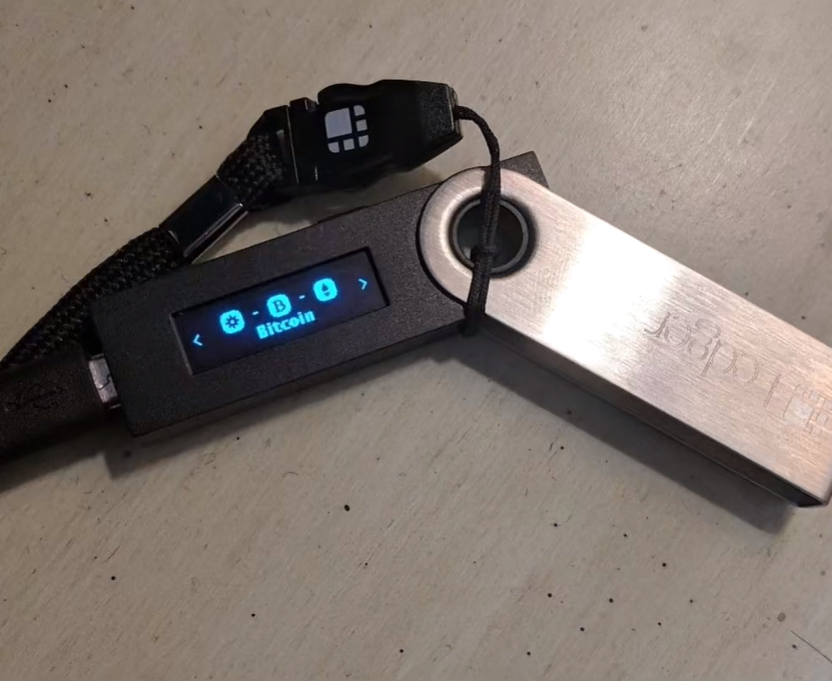 larp_coinsol's tweet photo. Mfs will buy one of these, start listening to Weiland and really think they’re the shit https://t.co/iOevXAOds3