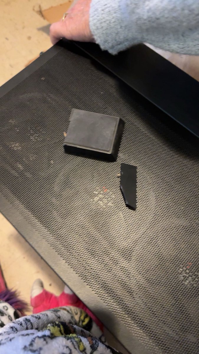 𝓢𝓚𝓨𝓔 tweet media