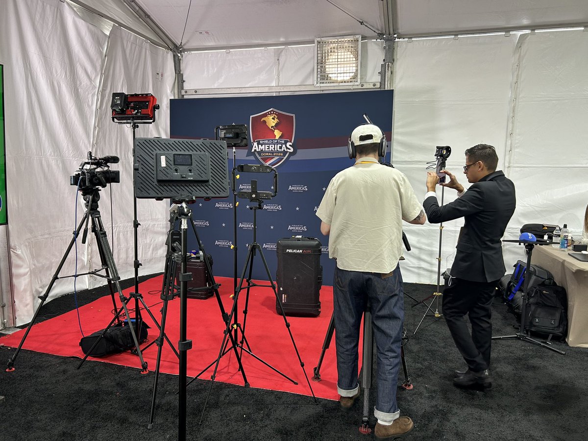 USA en Español tweet media