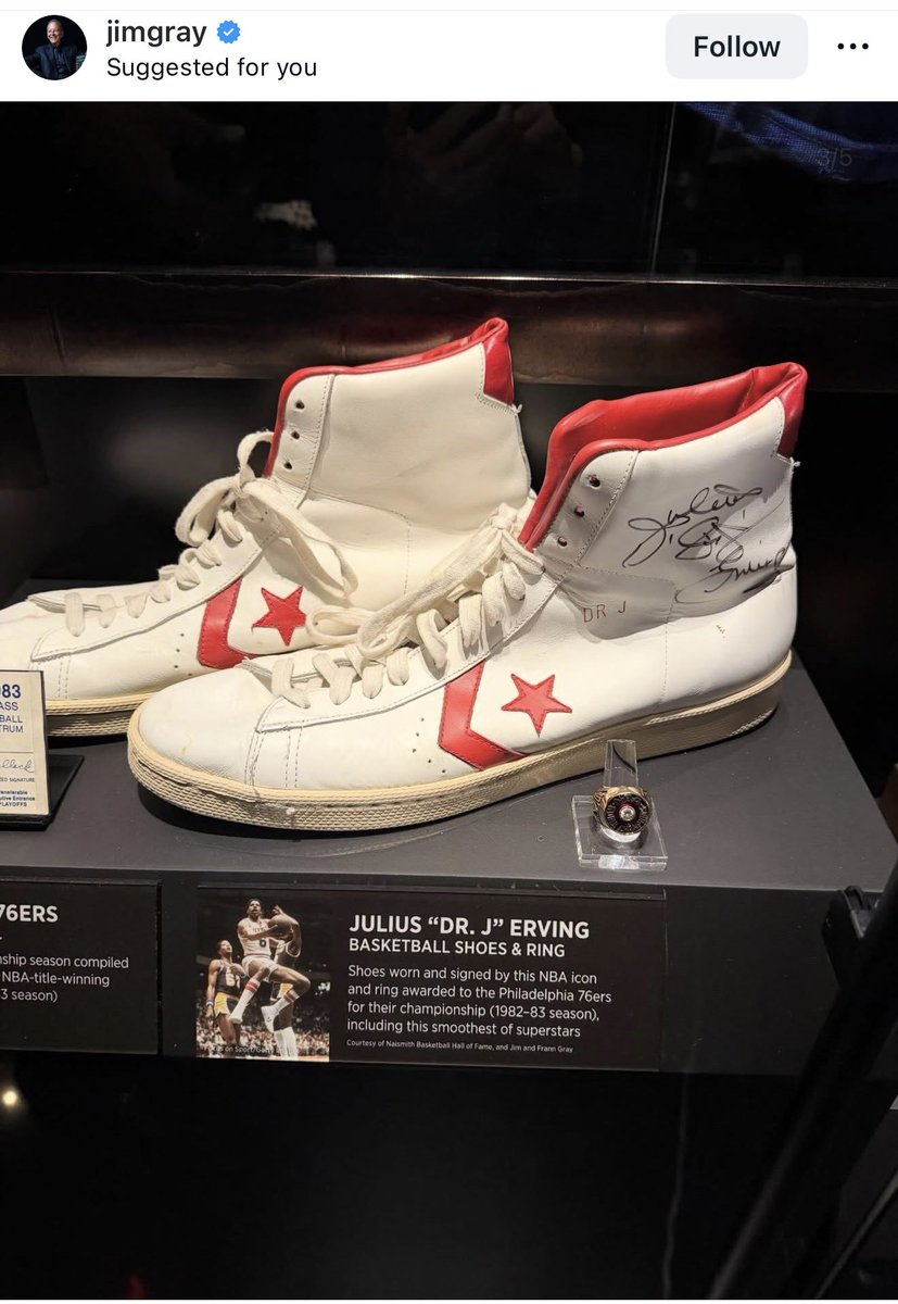 goatcollect's tweet photo. Dr J visited the Hall of Excellence in Las Vegas.

Many game worn items are on exhibit, mainly from the pre “highlight” era.

Historic objects. Not really Cultural Property.

Comes down to the curator and the era they appreciate. In this case, Jim Gray and Tom Brady were the curators.