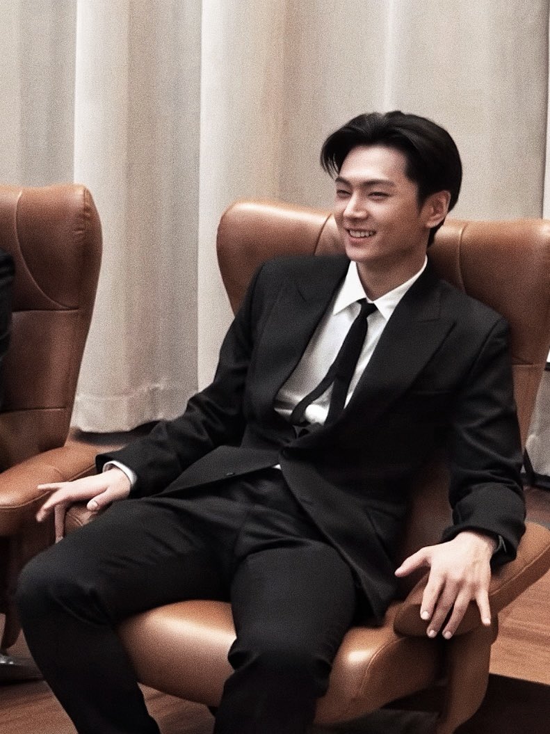 ????????????????????????????????????????????????????????????????????????????????????????????????????????????????????????????????????????????????????