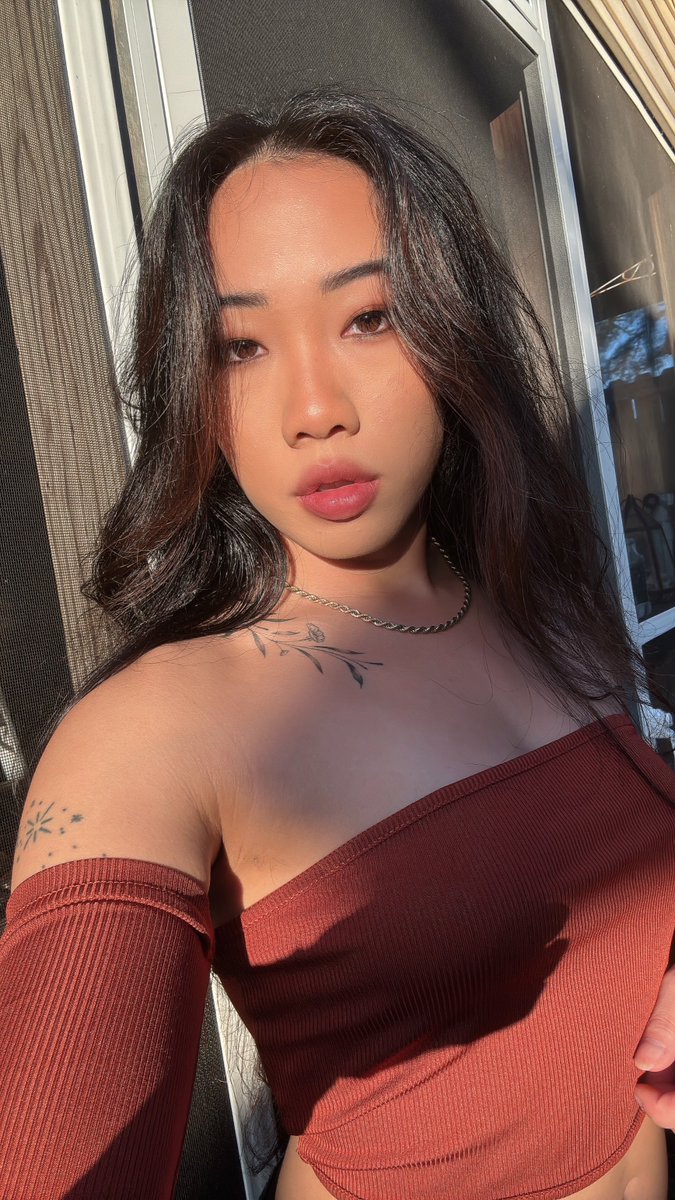 Kiara Star | 3/30 🎂🎉 tweet media