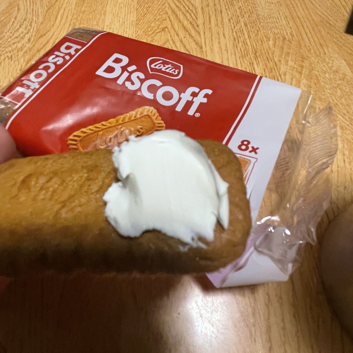 ビスコフにクリームチーズもおすすめ