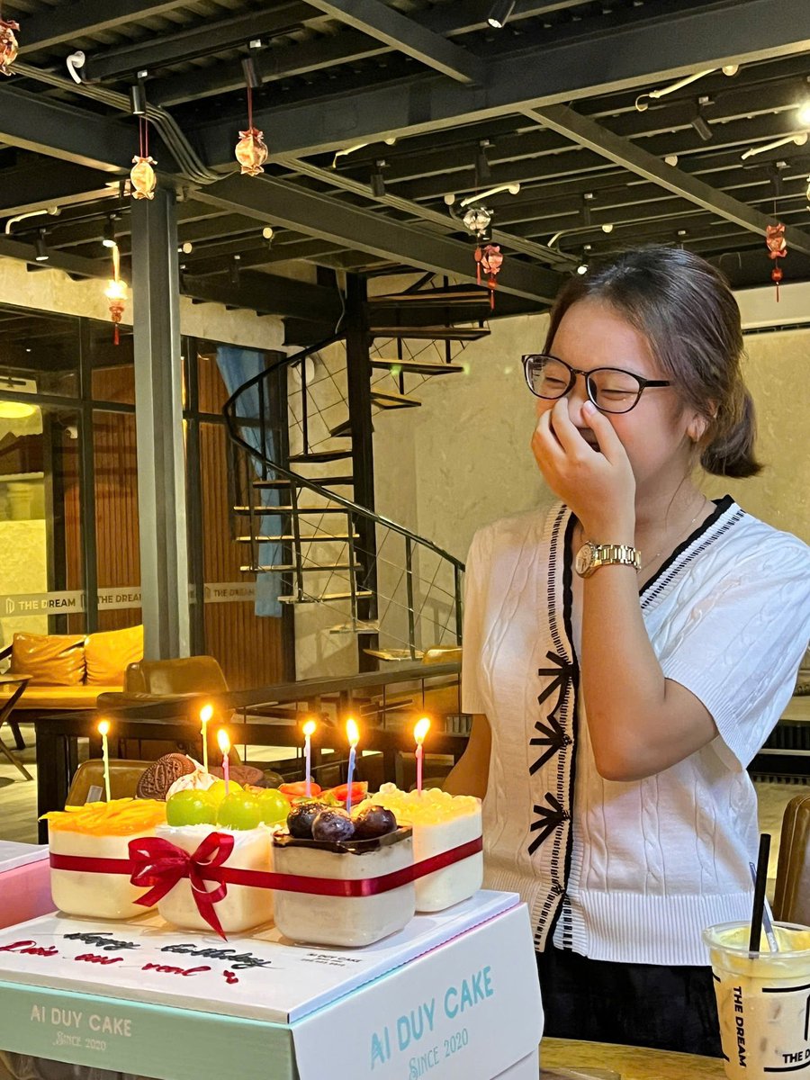 Hihi Haha tweet media