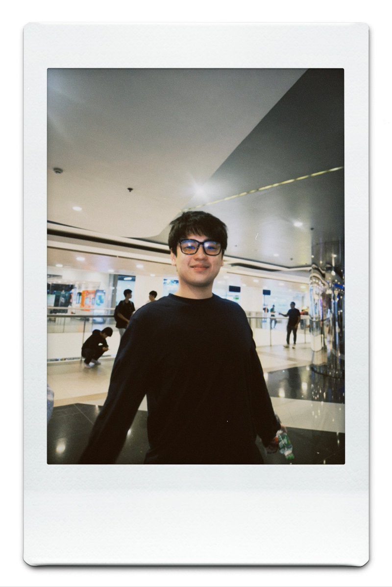 As we start a new chapter of outside world LizGuel, we’re finally revealing another unreleased His &amp; Her POV, a little glimpse into the moments that made us all fall even deeper for them.

Some of our team live were lucky enough to receive these as exclusive photocards, a small