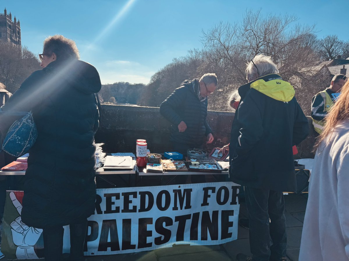 MrBenSellers's tweet photo. Great to see people out on Framwellgate Bridge, demonstrating against the ongoing genocide in Palestine &amp; Trump’s War in Iran. Durham has a long &amp; very proud tradition of peace activism &amp; we’re going to have to draw on that again in the coming weeks &amp; months. #StopTheWar https://t.co/Wf1212ht3R