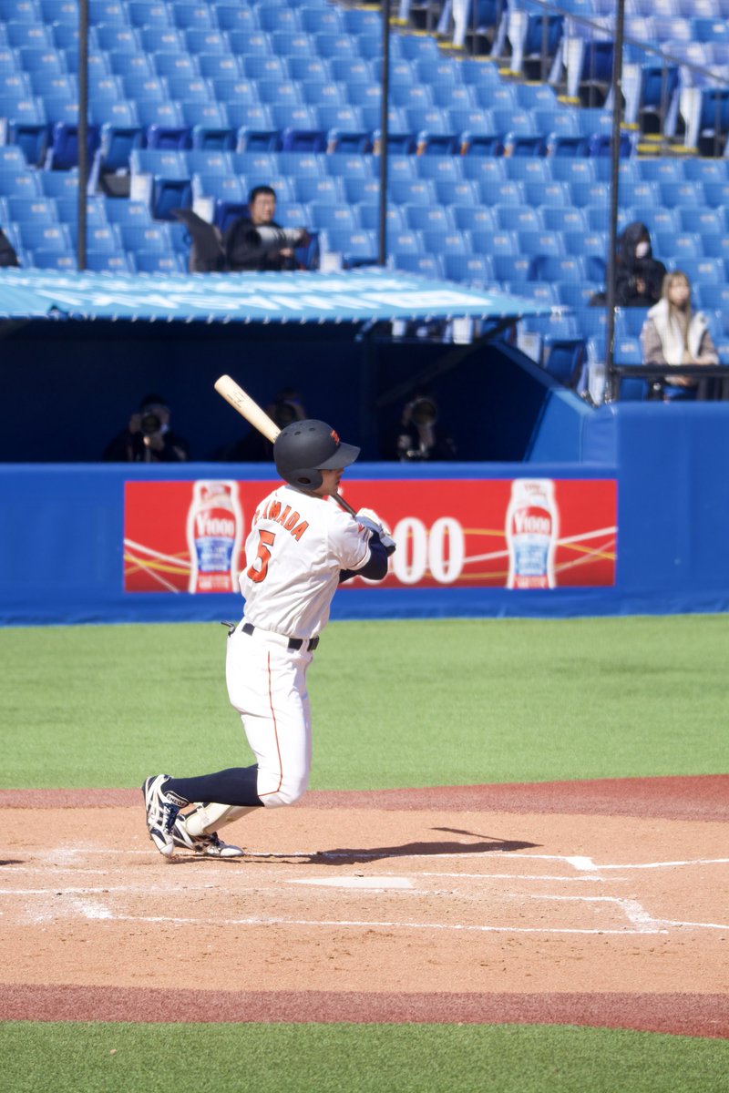 yu1maru_'s tweet photo. 今季から主将に就任した陸人さん
流石のバッティングで頼もしい限り😌

26.3.7 スポニチ大会 📍明治神宮野球場
#ENEOS野球部 #山田陸人 (桐光学園高-明治大) https://t.co/dCdJXnmjpd