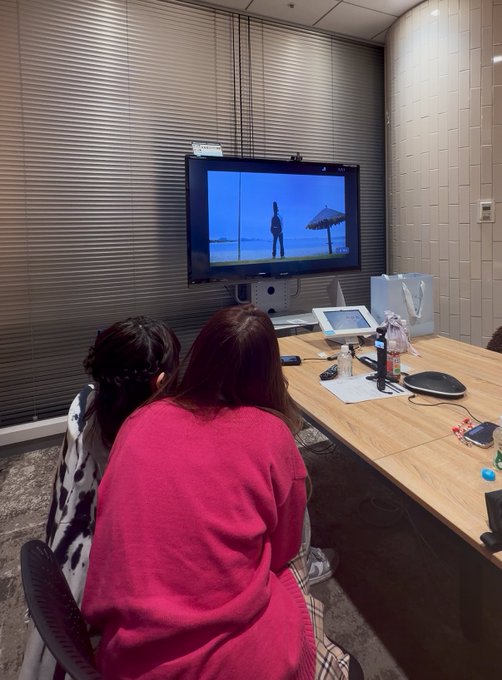 SERINAのTwitter画像31