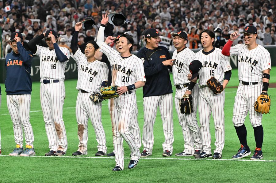 nishispo_hawks's tweet photo. 周東佑京選手「みんなの『すごいな』っていう言葉でご飯食べたい」　

中堅大飛球つかむ〝ヒーロー級〟活躍に賞賛声相次ぐ

▼記事はこちらから▼ #侍ジャパン
https://t.co/YiRyfw7M5x https://t.co/bSrvgQgMUL