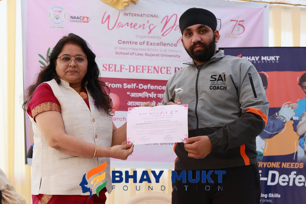 Self-defense is confidence, awareness &amp; preparedness. Honored to conduct a session at Gujarat University with law, nursing &amp; police students on WomensDay

#BhayMuktFoundation #selfdefense #WomensDay #Dubai #Iran #bebhaymukt #Gujarat #Ahmedabad