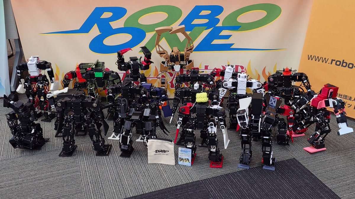 SIT_SRDC's tweet photo. 【二足班】
本日は第28回ROBO-ONE Light予選に参加しました！
21機体が参加し、そのうち以下の4機体がが予選を突破！

・ランビリス改
・パンパンジャパンパンジャンドラム
・ダイナマミス
・ダブルエッジ

明日の決勝トーナメントでの応援をぜひよろしくお願いします📣

#ROBOONE https://t.co/gmUOI4HpCe