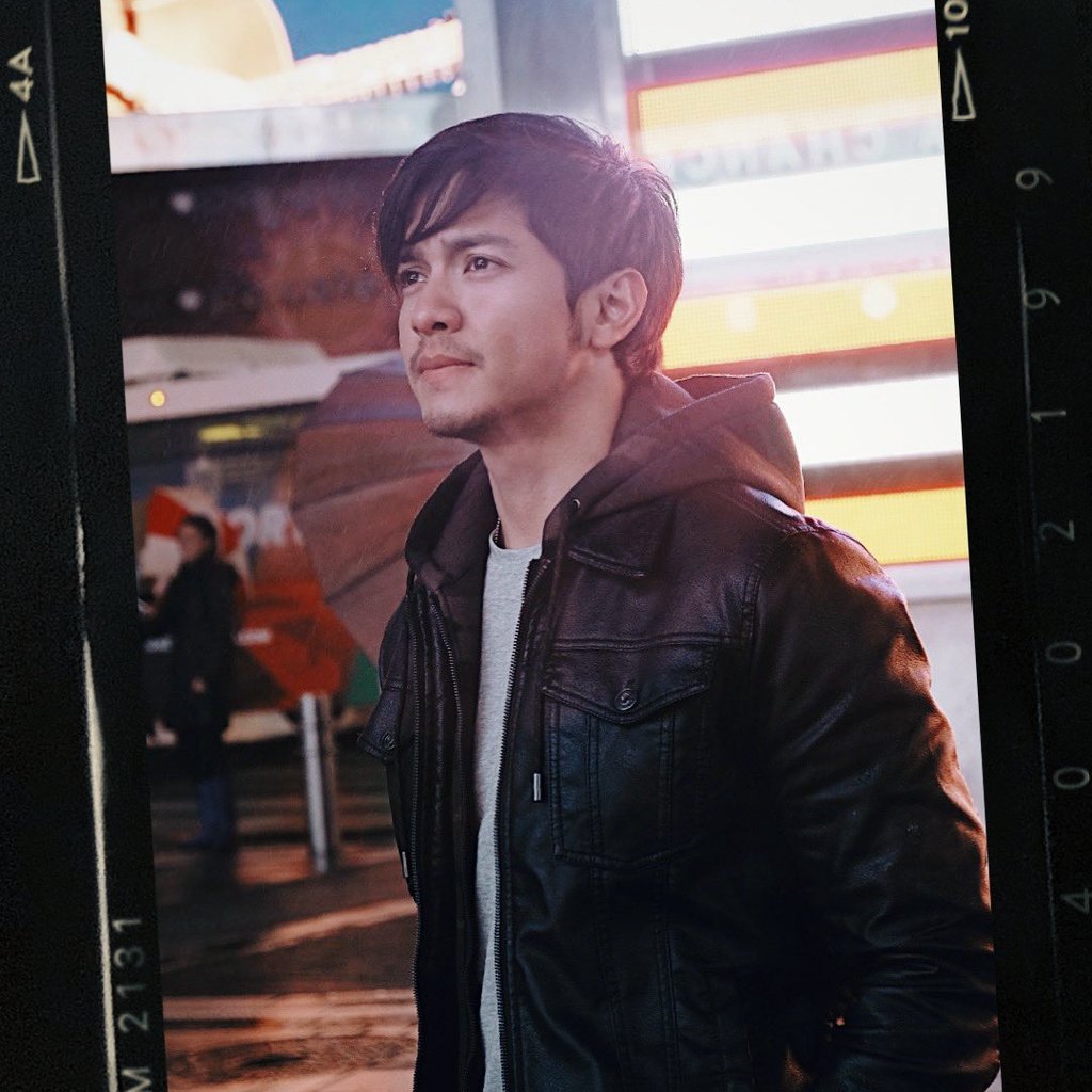 hourlyrichards's tweet photo. concrete and chrome

[#aldenrichards; @aldenrichards02] https://t.co/L4Ffmjo5Qv