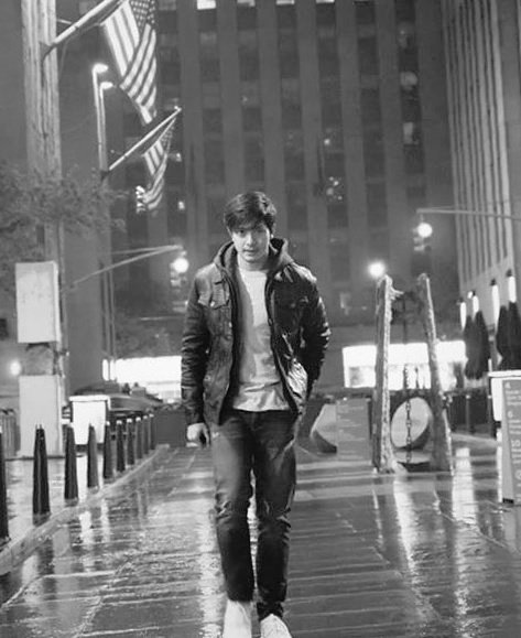 hourlyrichards's tweet photo. concrete and chrome

[#aldenrichards; @aldenrichards02] https://t.co/L4Ffmjo5Qv