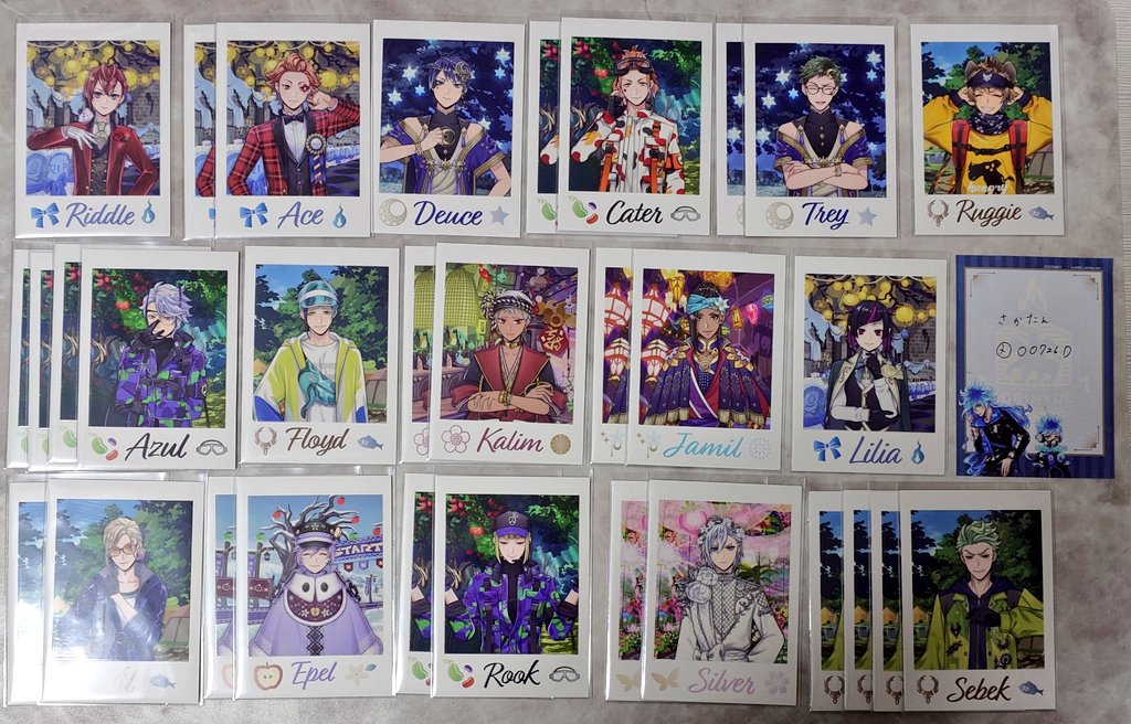O0726D's tweet photo. 交換 ツイステ展 ランダムカードコレクション ランダムカード  ツイステ

【譲】*リドル *エース デュース ケイト トレイ
ラギー *アズール *フロイド カリム ジャミル
ヴィル エペル ルーク *シルバー セベク リリア

【求】*レオナ＞*イデア＞オルト2
無印はキャラ毎まとめ定価(＋送料)譲渡⭕️

次 https://t.co/dpjJeYnCtz