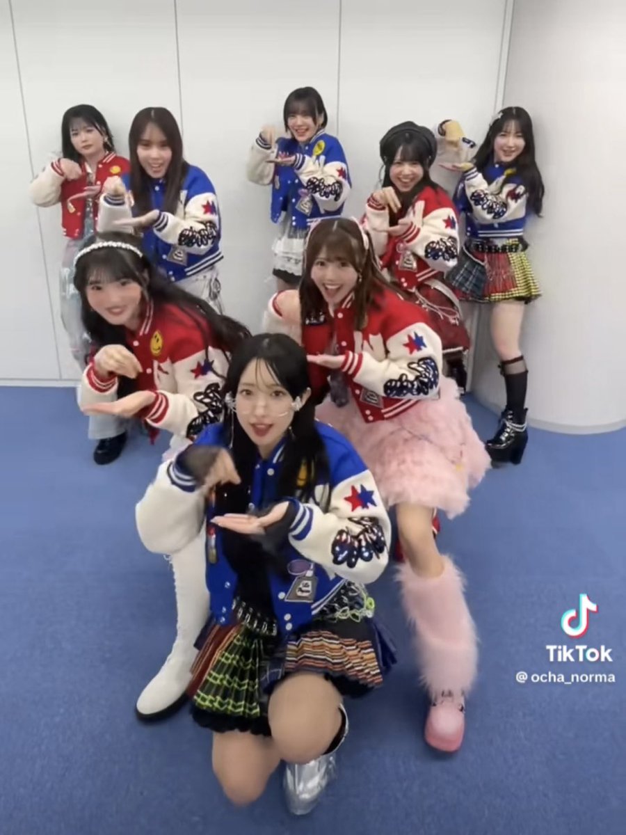 「お茶立てポーズ」とかいう大谷のやってるやつにここぞとばかりに速攻乗っかるオチャノーマ商魂たくましい😂
実際お茶ネタだから奇跡の追い風ではあるし😂🍵
OCHA NORMAの投稿動画を楽しみましょう！#TikTok vt.tiktok.com/ZSuNbG6jJ/