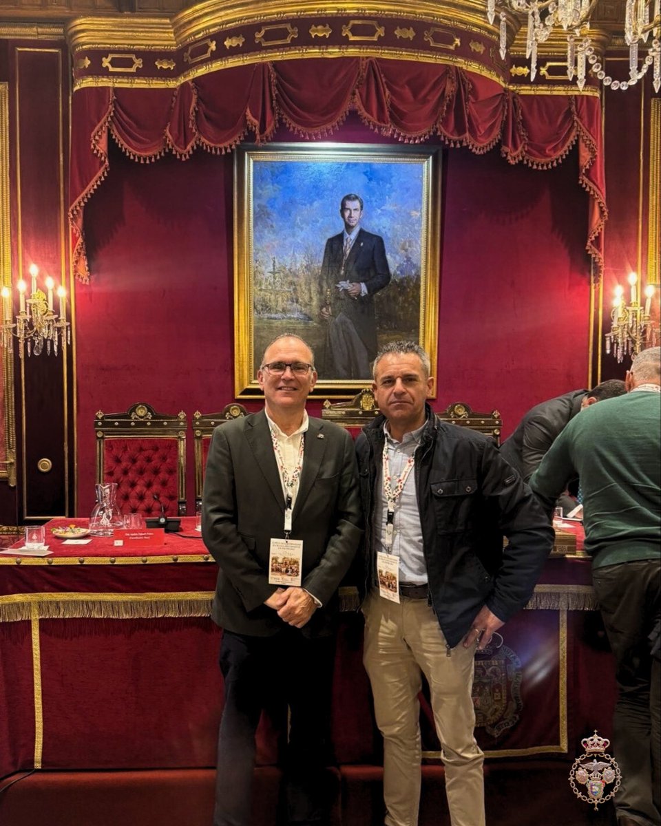 HDADMALAGA's tweet photo. 🟣⚪️ ROMERÍA | El Hermano Mayor, Rafael Ruiz Montiel, junto al Teniente Hermano Mayor, han asistido en el día de hoy a la Asamblea de Hermandades del Rocío que cruzan el río Guadalquivir a su paso por Coria del Río, convocada por la Hermandad del Rocío de Granada. https://t.co/UCCYfUf2Jo