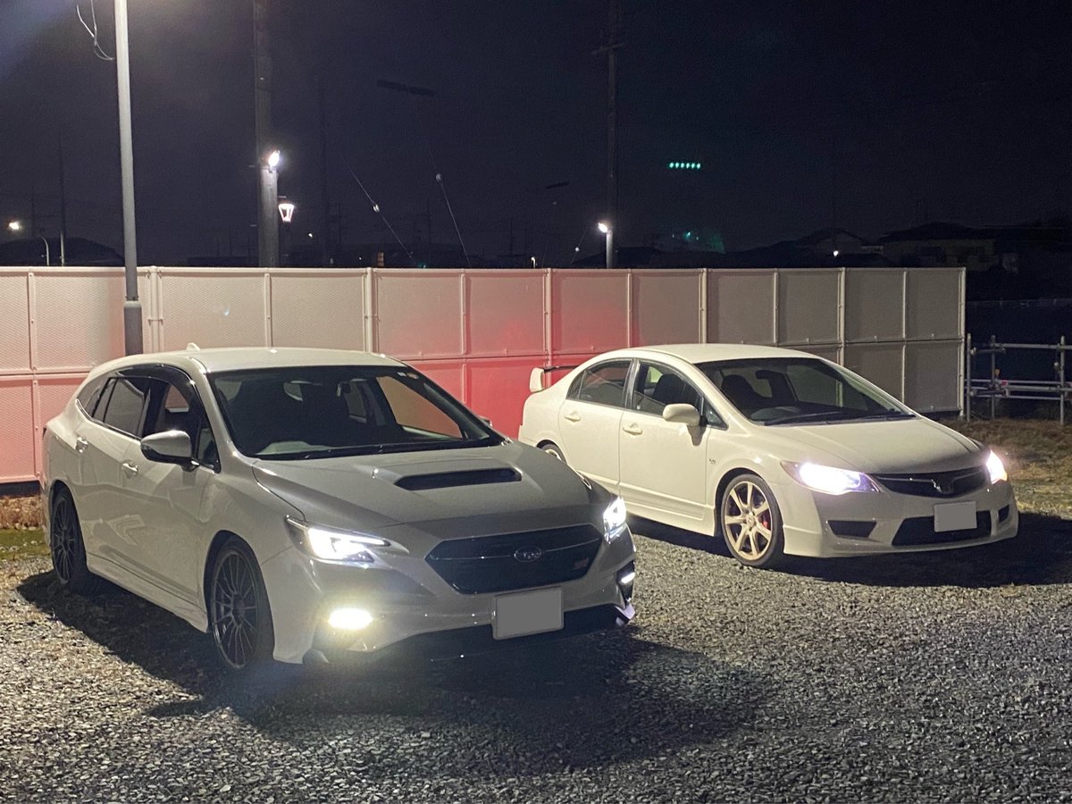 久しぶりに友人のタイプRと

後ろにいて耳が幸せ。