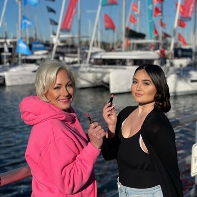 naomiveepro's tweet photo. #NewProfilePic https://t.co/Q1OoJUB60j