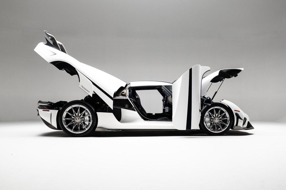 Exotic Car List tweet media