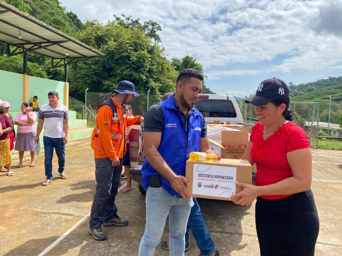 GoberLoja's tweet photo. Más de 400 ayudas humanitarias entregadas en Zapotillo

El Gobierno Nacional continúa presente en territorio atendiendo a las familias afectadas por la temporada invernal. https://t.co/vAK91qNEeu