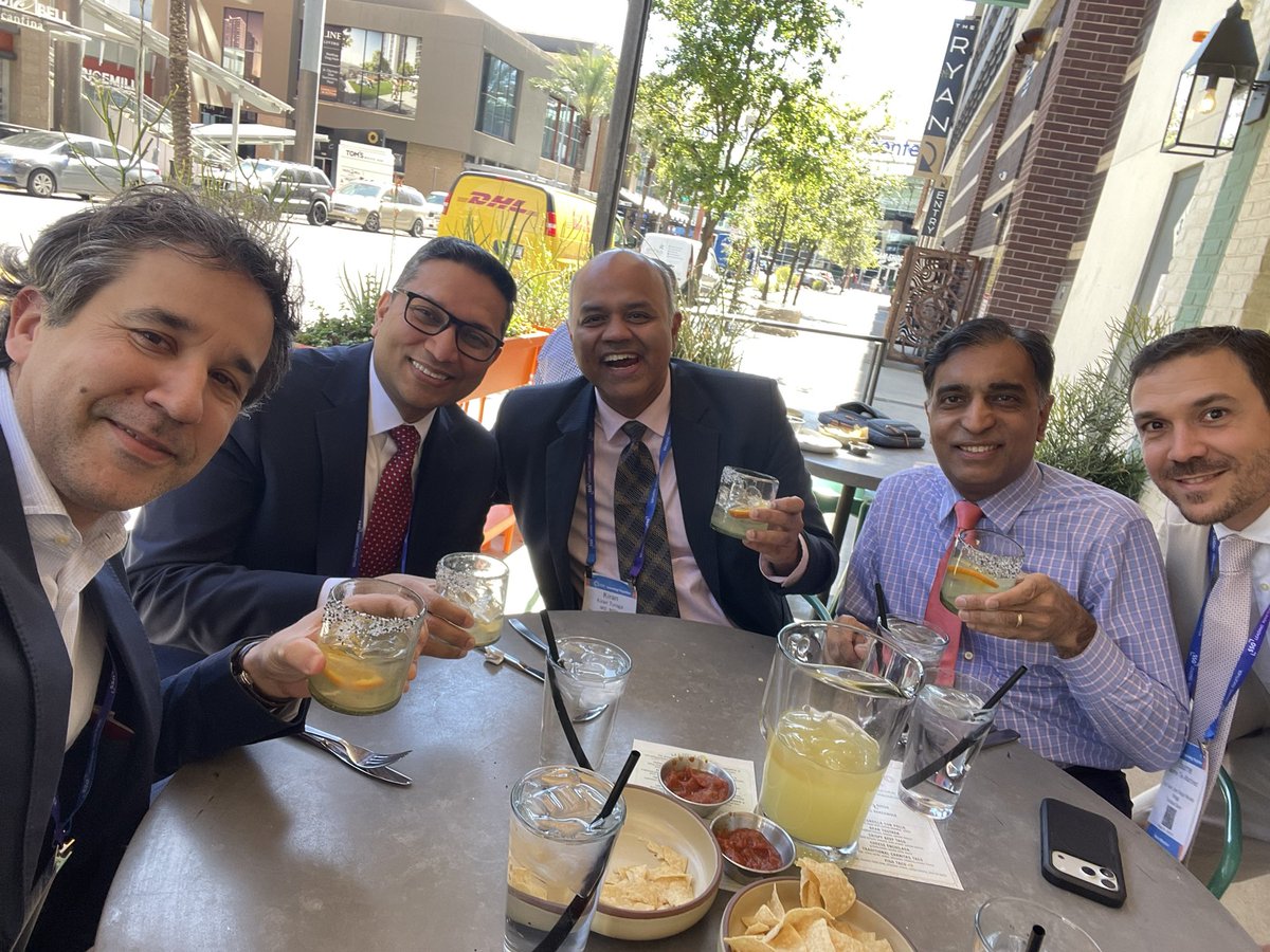 alarjosan's tweet photo. Fantastic meeting @SocSurgOnc 2026 Phoenix, proud to be invited to talk about clinica la trial in peritoneal disease from colon cancer #hipect4 #foxhipect4 #gecopmmc. Sharing with friends dr Rupen Shah and @kturaga @HUReinaSofia @IMIBIC @AECP_FAECP @aecirujanos https://t.co/FMzY6YZySK