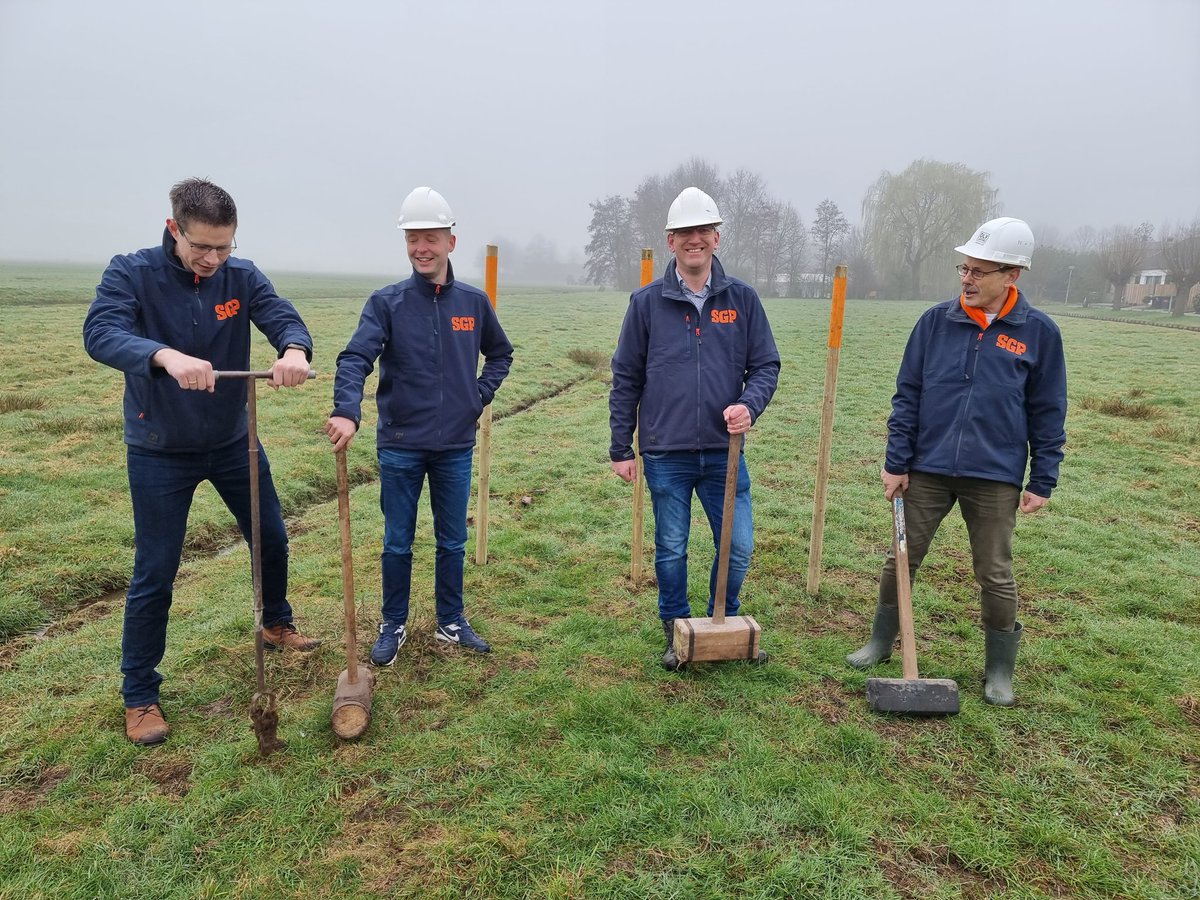 jan simons tweet media