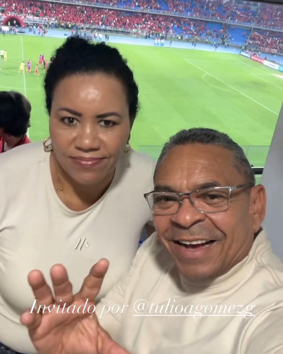 Pizamos Es Del Rojo tweet media