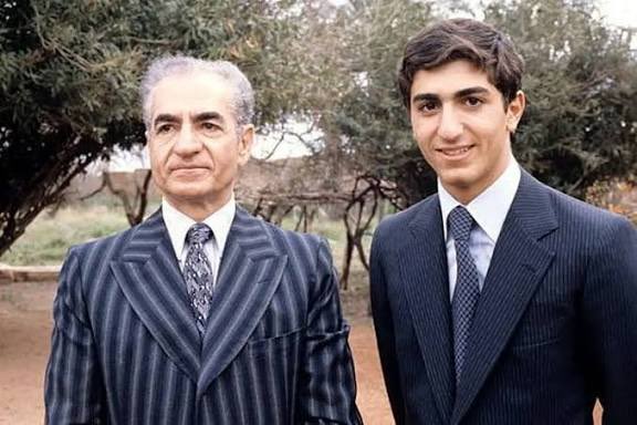 atoosa es tweet media