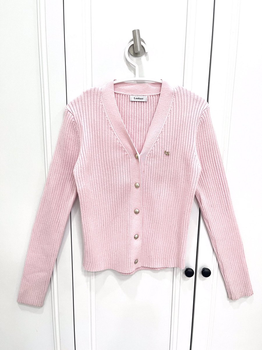 cardy cardigan tweet media