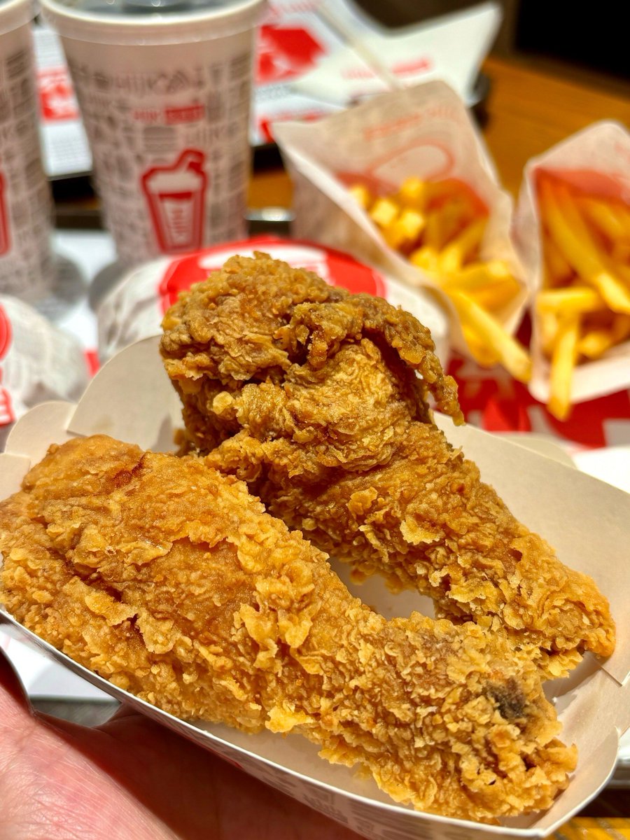 Deuincl Jerannie tweet media