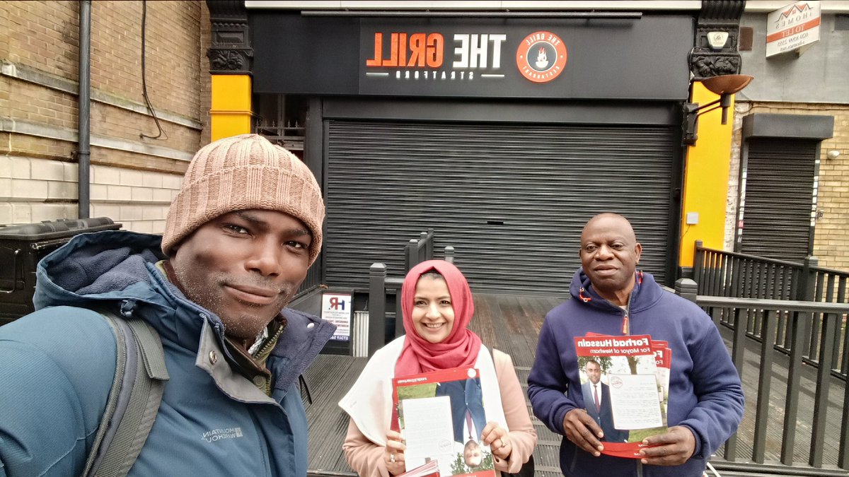 James_Beckles's tweet photo. #Stratford Labour candidates out leafleting this afternoon๐น
We'll be out tomorrow - get in touch and join us!
#Newham #NewhamLabour #LabourDoorStep #Labour https://t.co/CZjg9DwY2j