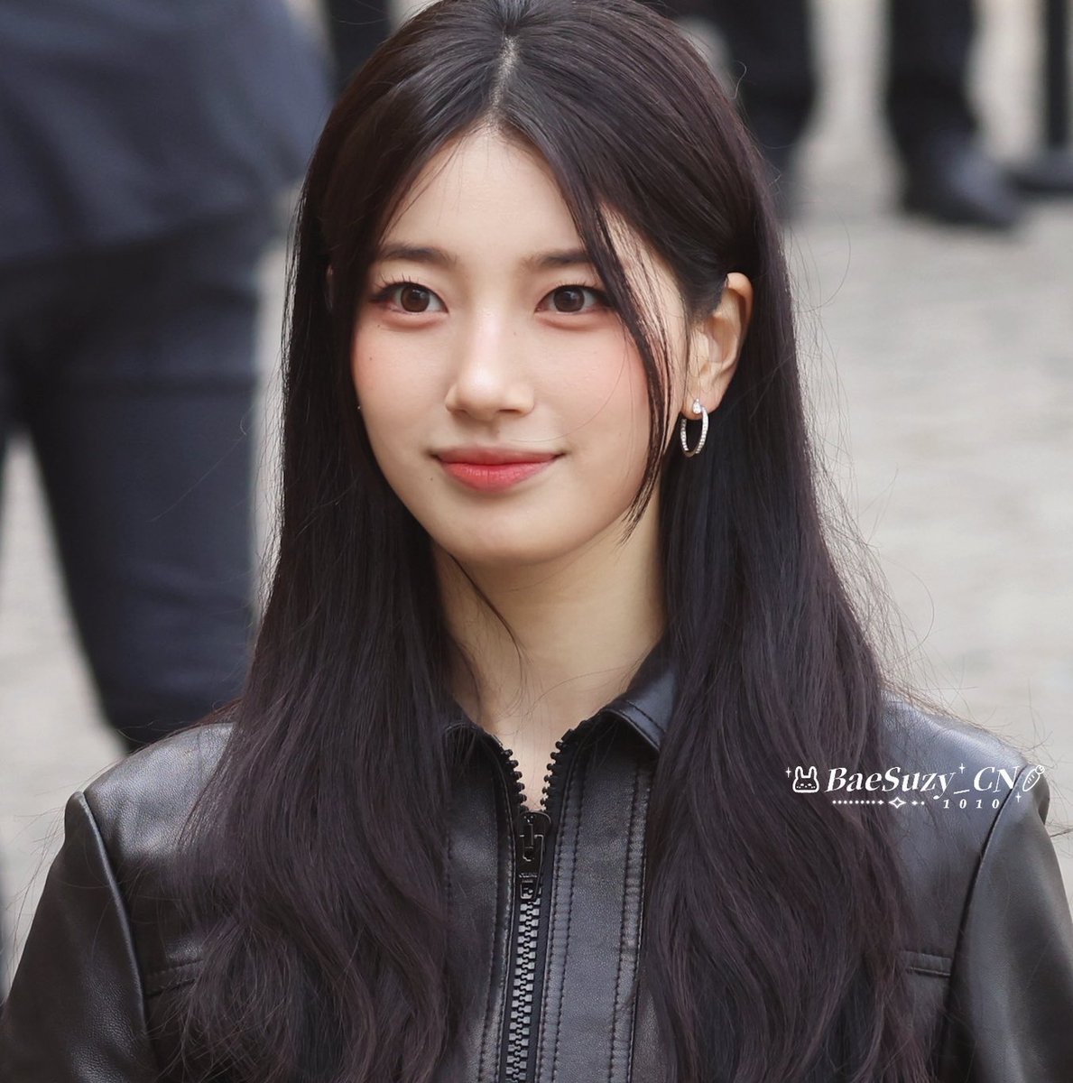 StanBaeSuzy1's tweet photo. 260307 SUZY at the CELINE HIZER 2026 Show in Paris❤️‍🔥

#SUZYxCELINEHiver2026
#CELINEHiver2026
#SUZY #BAESUZY #수지 https://t.co/00H8Cd8vEd