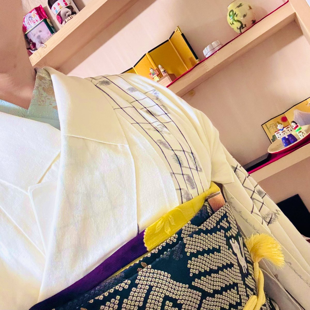 Kotobuki_3rd's tweet photo. NEO大衆アンダーグラウンド～貮～YouTubeに出演させて頂きました。
もっともっとお話したいこと沢山でした𐤔
今日は御宗家が作られた、BEATLESの『IN MY LIFE』の楽譜が描かれたお着物に、源氏にちなんで源氏香の帯を。
『IN MY LIFE』私の人生、今まさにそれです。

#beatles  
#着物 
#和服
#源氏香 https://t.co/aBQ3vN6eON
