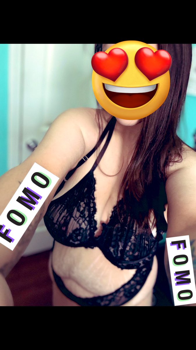BiigDqueen69's tweet photo. You are all missing out on me! 🤭😘 Please comment and share to help me grow my following! Just wanted to say thank you to all the lovely comments lately ❤️ maybe a fan could get lucky  one day 🤭😏 #hotwife #milf #bbw https://t.co/xn3L9Csb2K