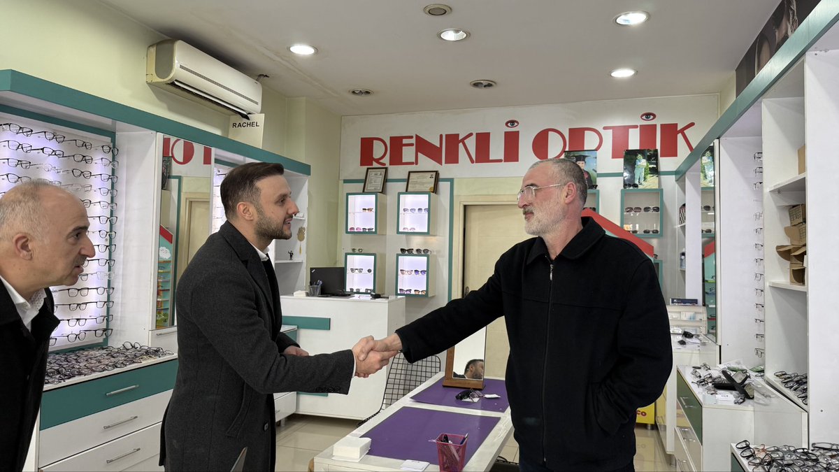 “Bugün Atatürk Mahallemizde gerçekleştirdiğimiz esnaf ziyaretlerimizde; İl Başkan Yardımcımız Fatih Tuna, İl Koordinatörümüz Babür Baycan, Kadın Kolları Başkanımız, Meclis üyelerimiz ve Yönetim kurulu üyelerimizle birlikte hemşehrilerimizle bir araya geldik. 

Sokak sokak