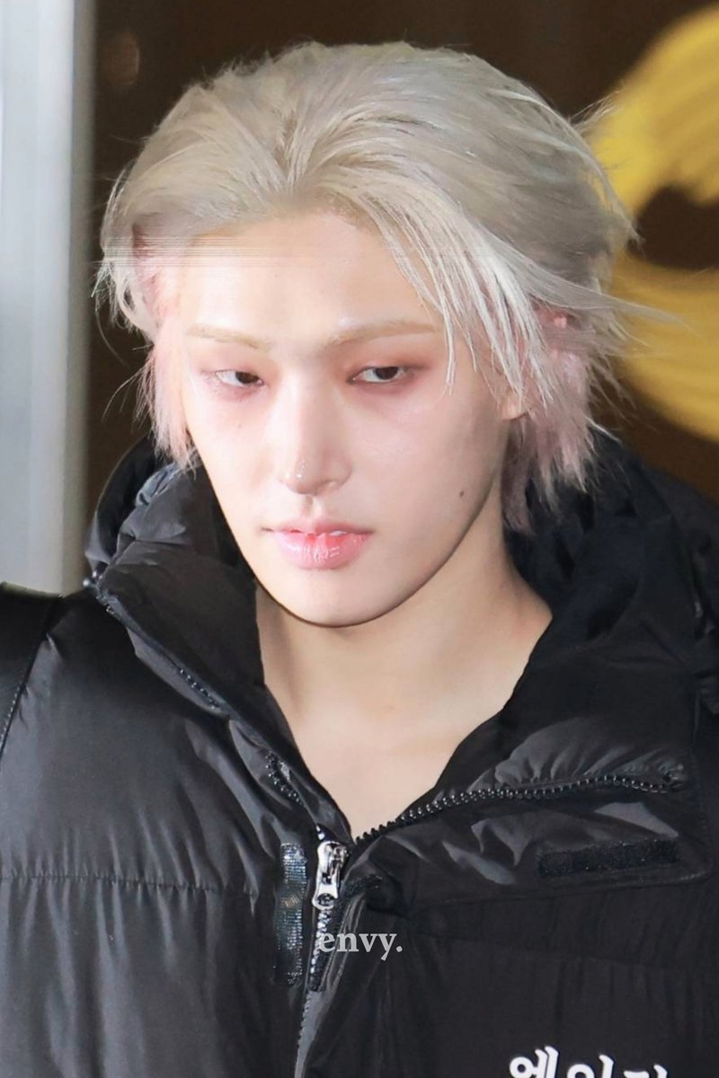 𝐞𝐧𝐯𝐲. tweet media