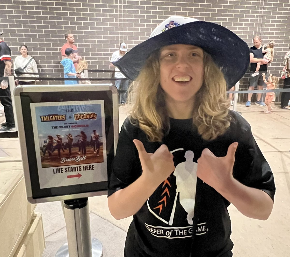 Carlyn K Scott tweet media