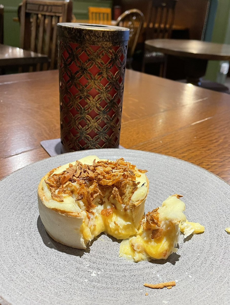 To end #NationalPieWeek in style 🥧 I’ve made 3 different pies! Pictured - the treble cheese &amp; onion pie - topped with crunchy crispy onions. It smelled so good coming out of the oven that I had to have one for lunch!!! (Now there’s one less sorry🙈) 
#chester #countrypub