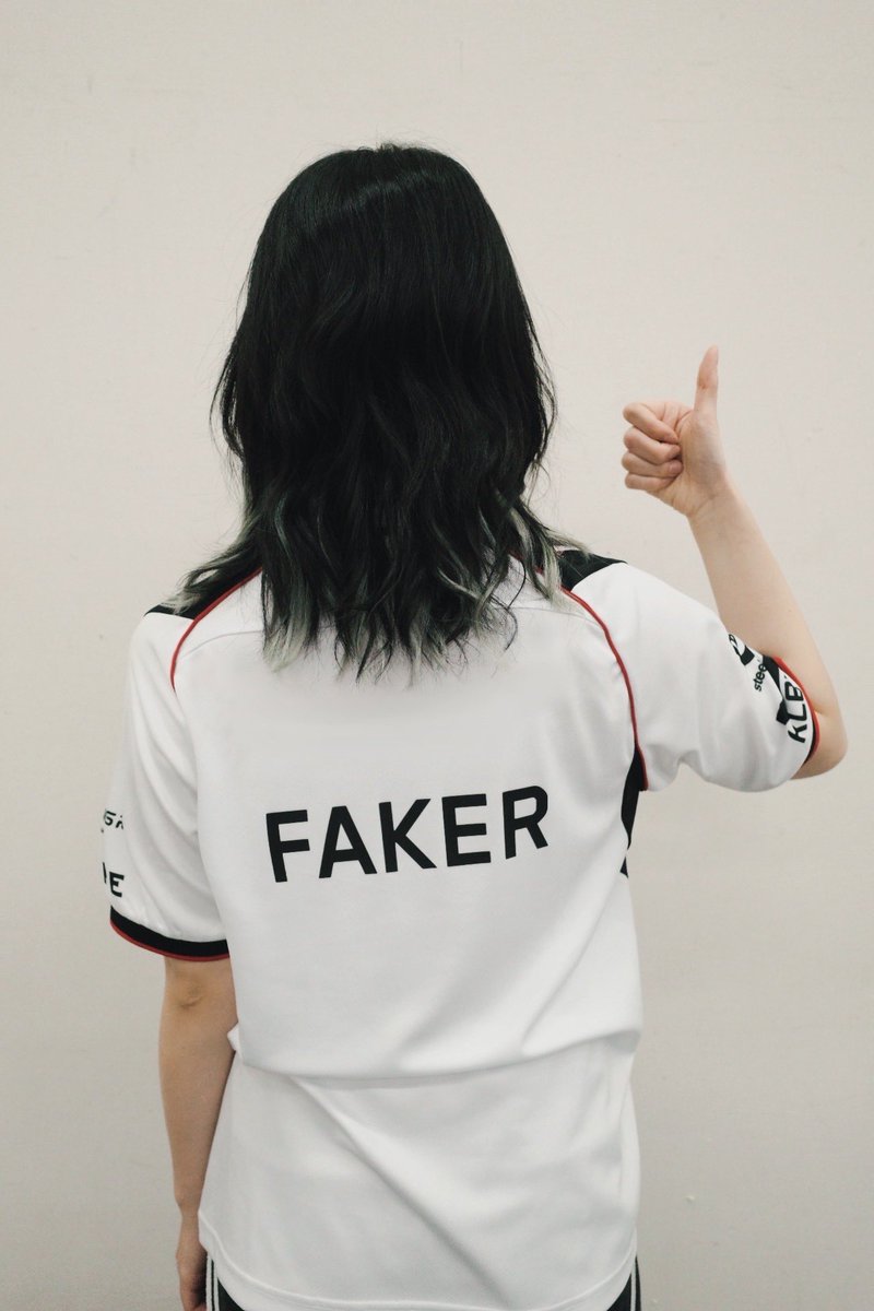 進藤あまね tweet media