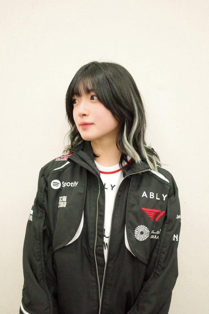 進藤あまね tweet media