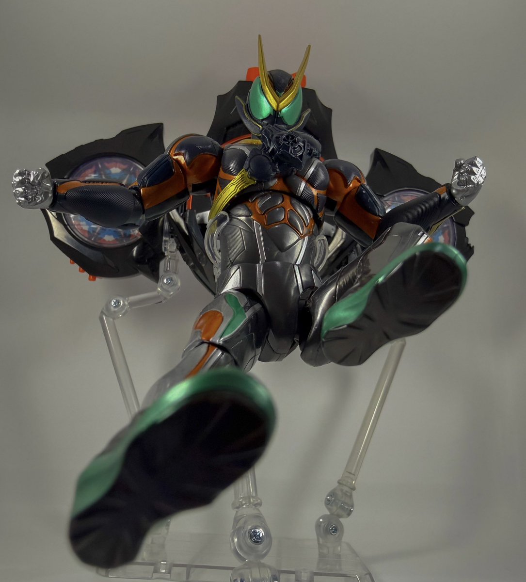 中本悠太氏が主題歌やってくれんの未だに信じられん(超喜)